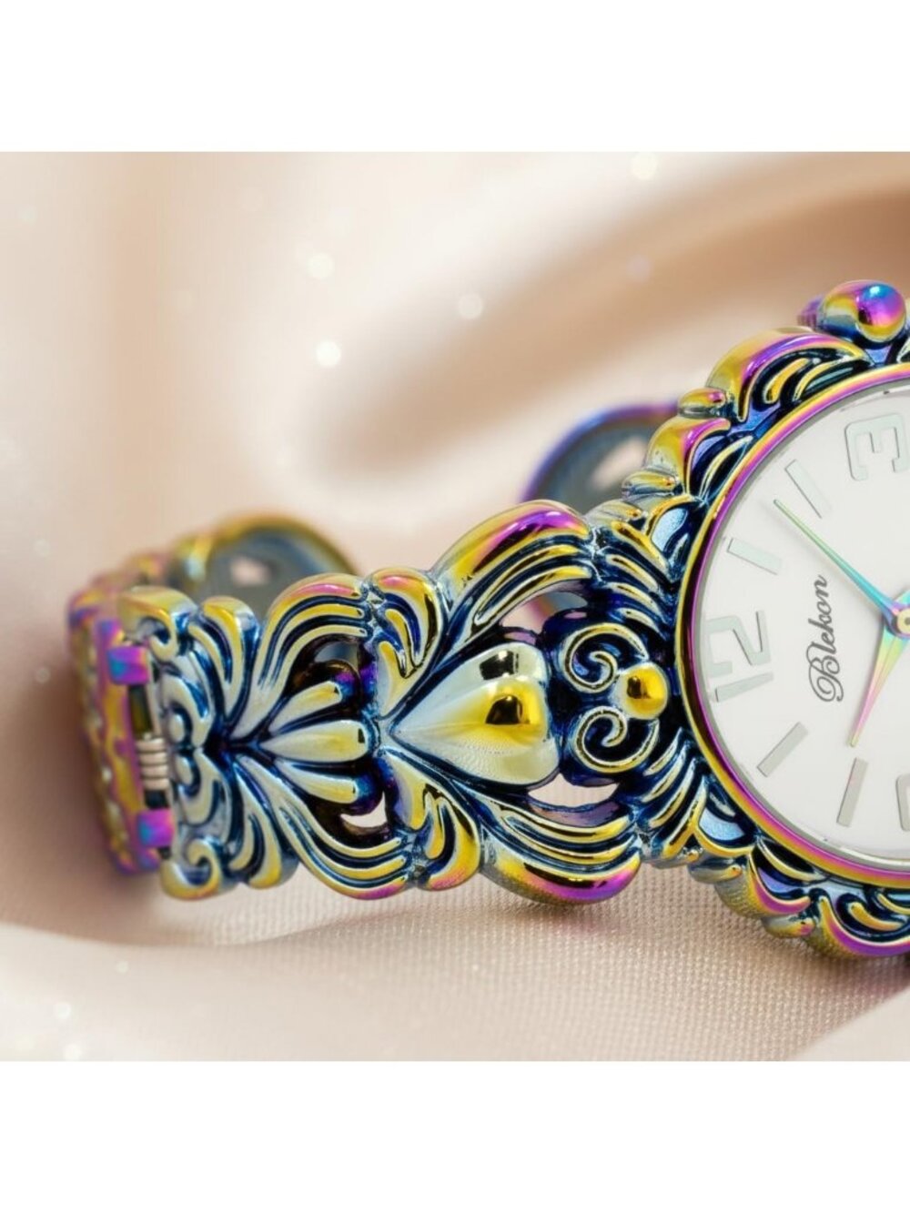 Women's Iridescent 35mm Case Egyptian Style Concho Cuff Bangle Quartz Watches - Picture 3 of 7